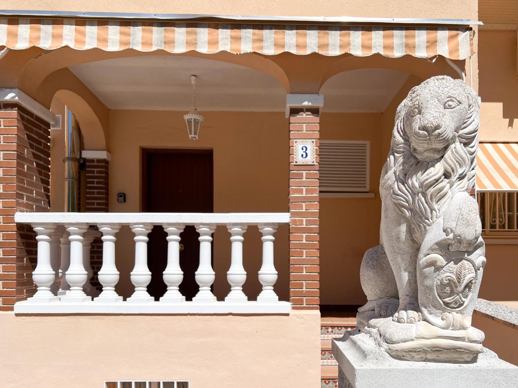 Rosaritohomes مادريغال دي لا فيرا المظهر الخارجي الصورة